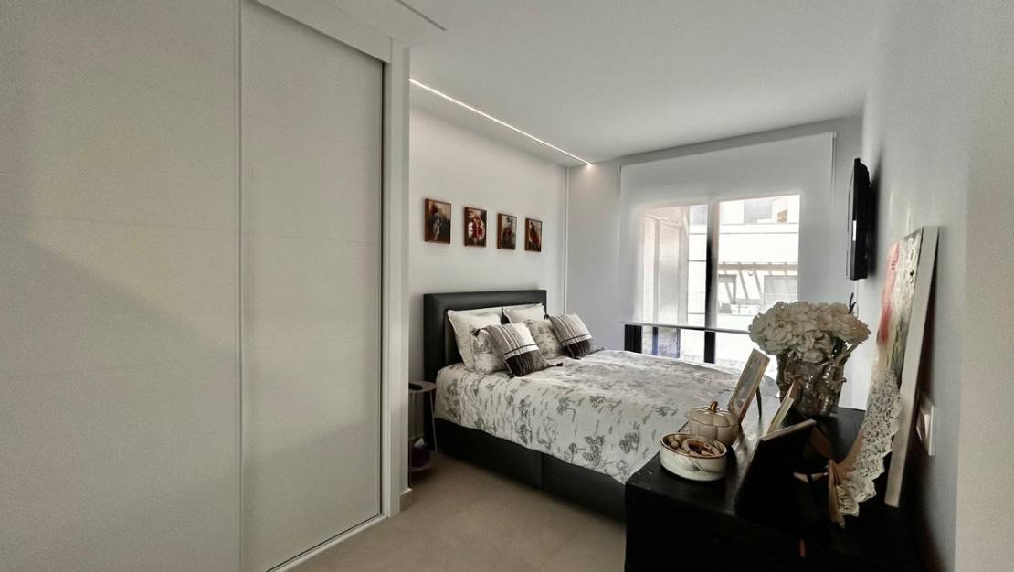 Sale - Apartment - Orihuela - Villamartin