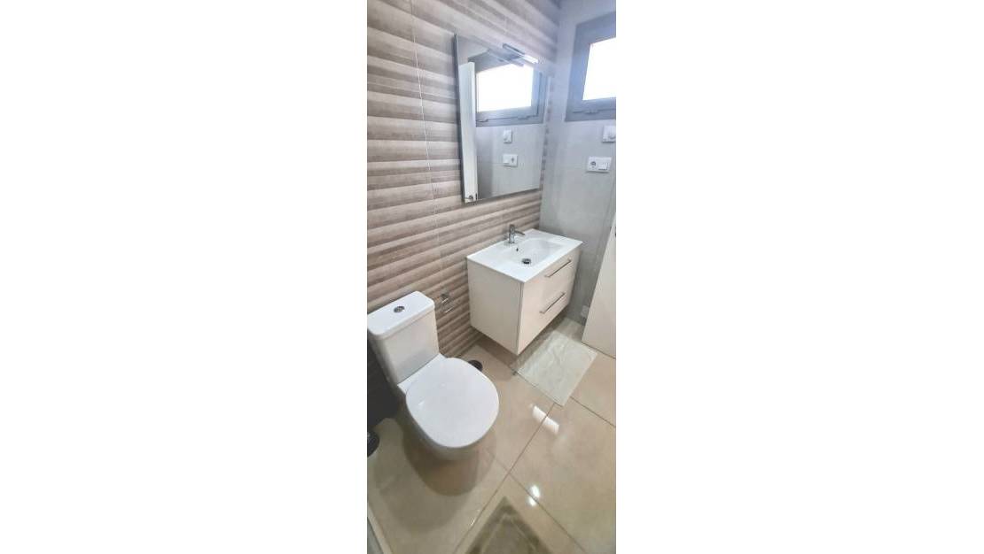 Sale - Apartment - Orihuela - Villamartin