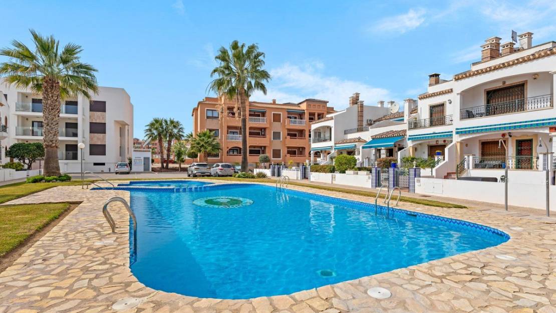 Sale - Apartment - Orihuela - Villamartin
