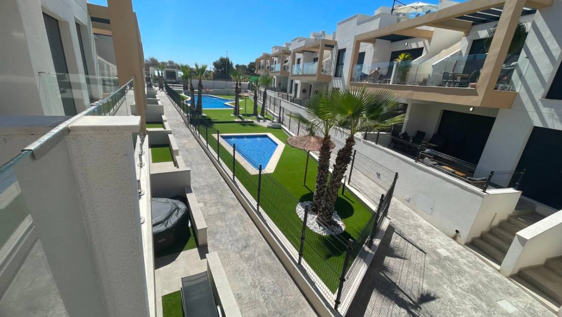 Sale - Apartment - Orihuela - Villamartin