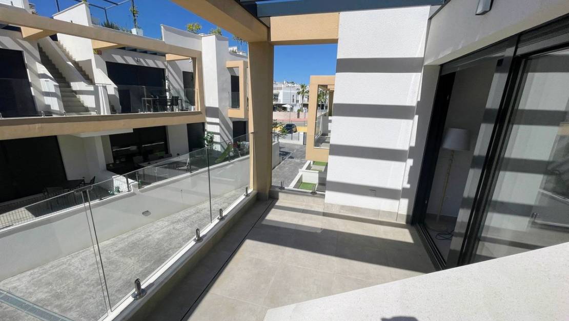 Sale - Apartment - Orihuela - Villamartin