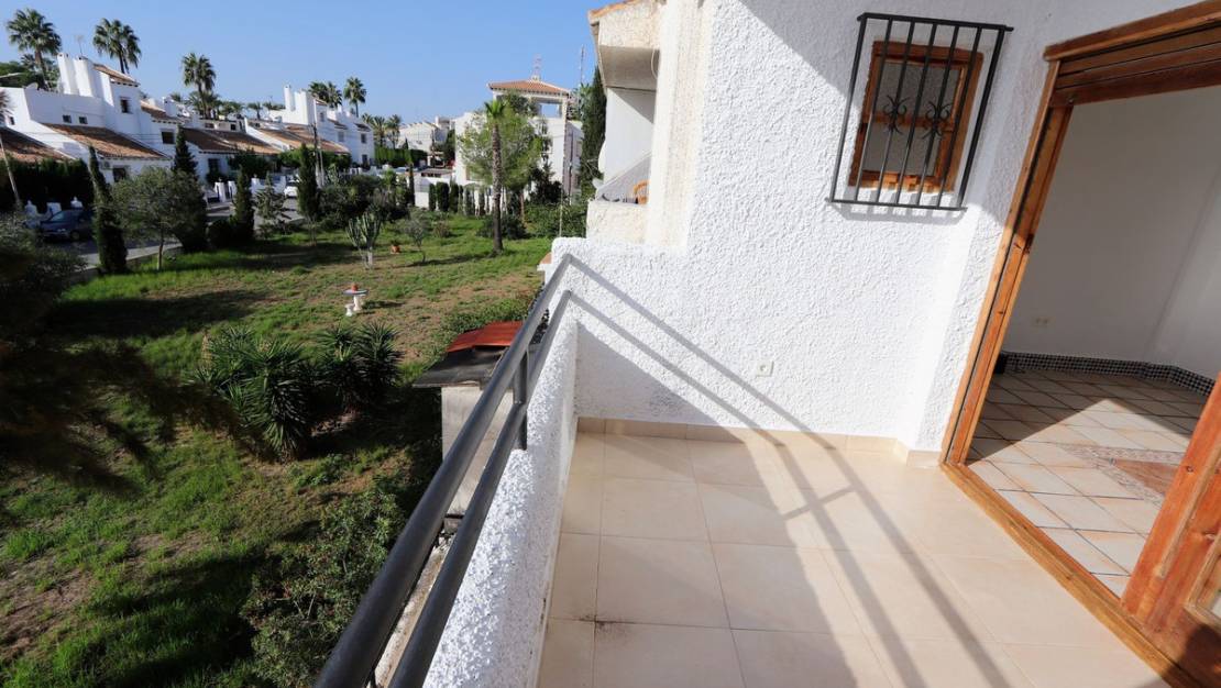 Sale - Apartment - Orihuela - Villamartin