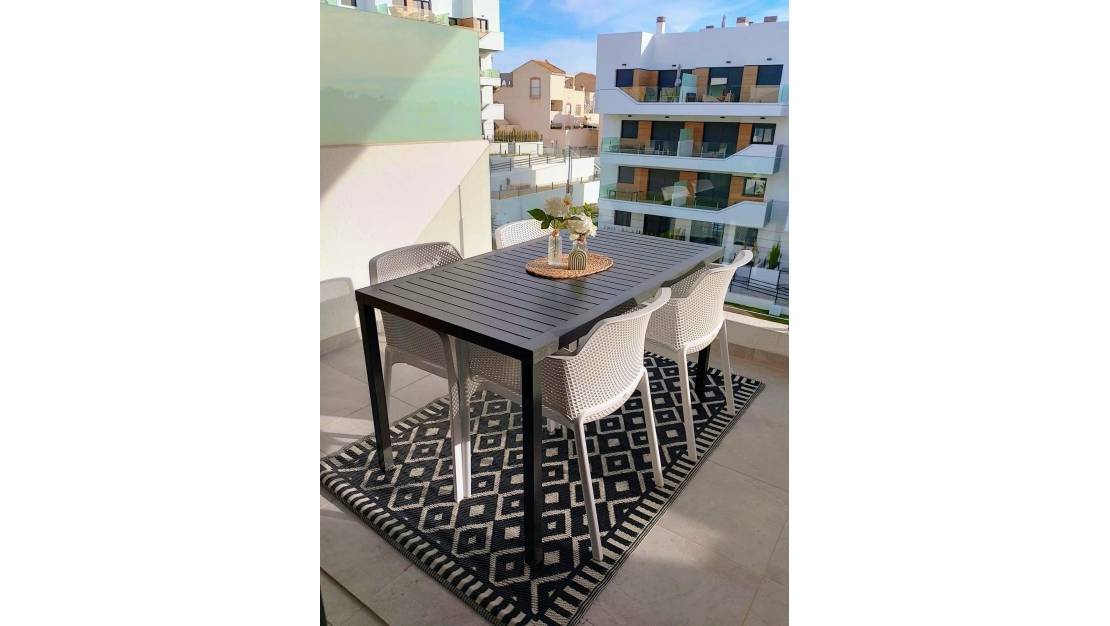 Sale - Apartment - Orihuela - Villamartin