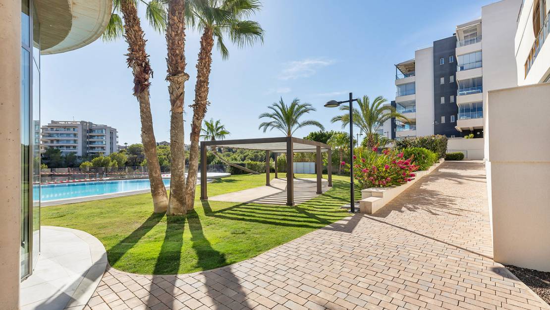 Sale - Apartment - Orihuela - Villamartin