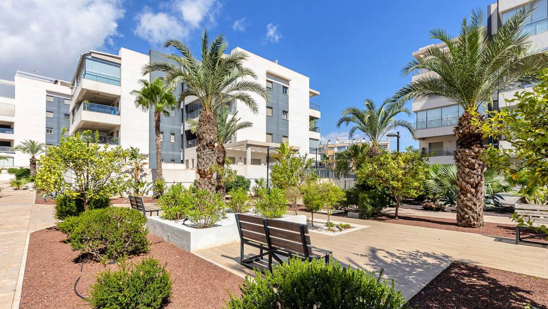 Sale - Apartment - Orihuela - Villamartin