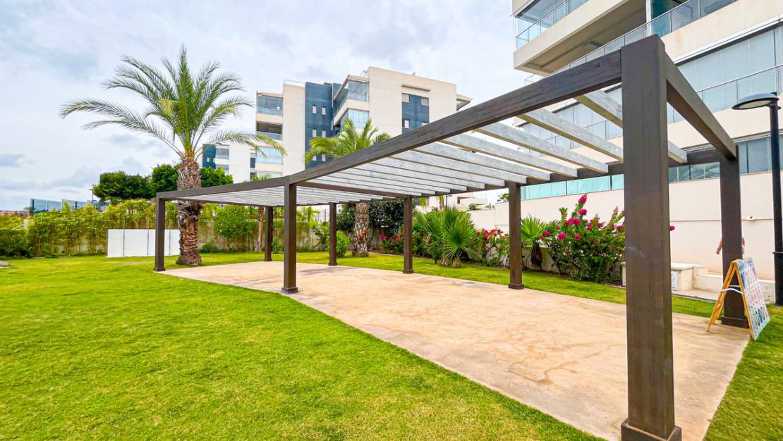 Sale - Apartment - Orihuela - Villamartin