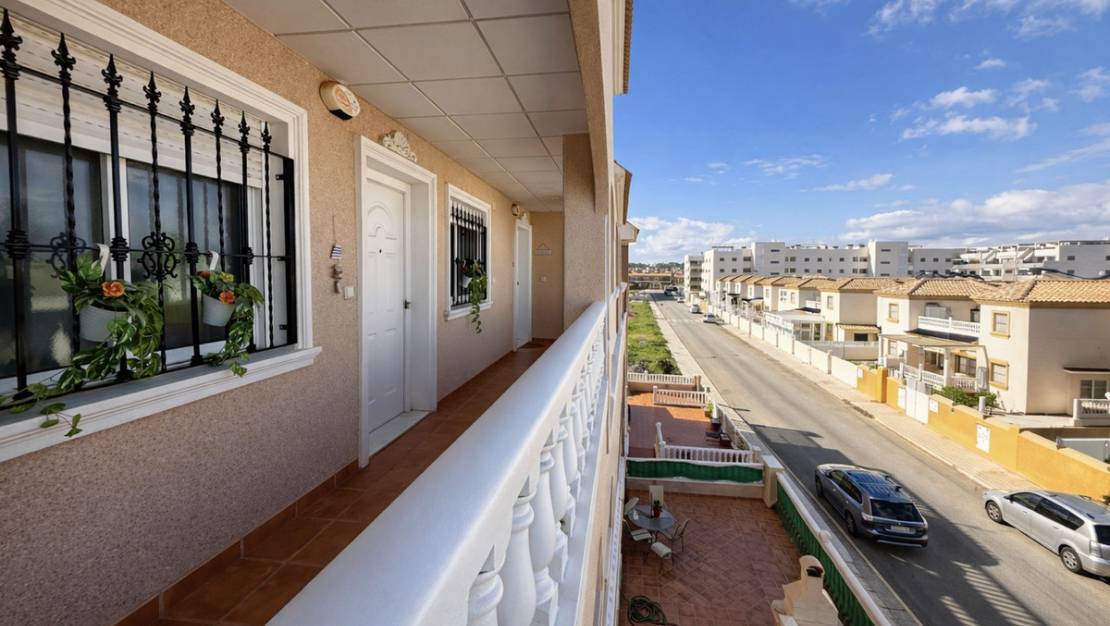 Sale - Apartment - Orihuela - Villamartin