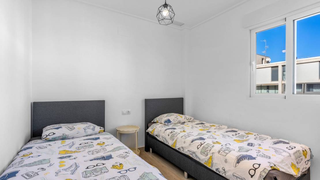 Sale - Apartment - Orihuela - Villamartin