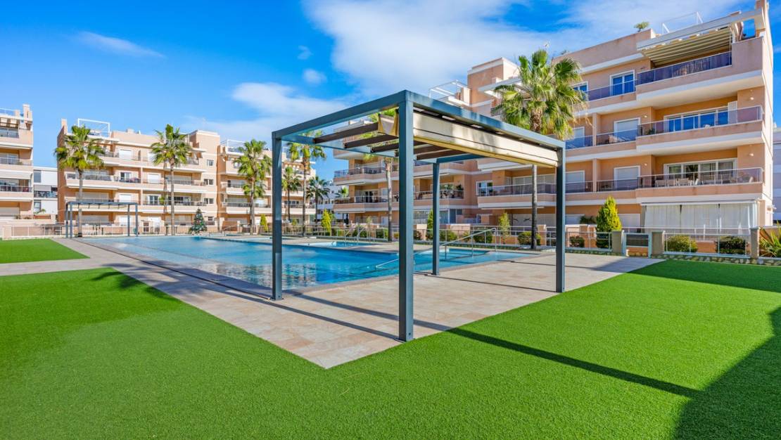 Sale - Apartment - Orihuela - Villamartin