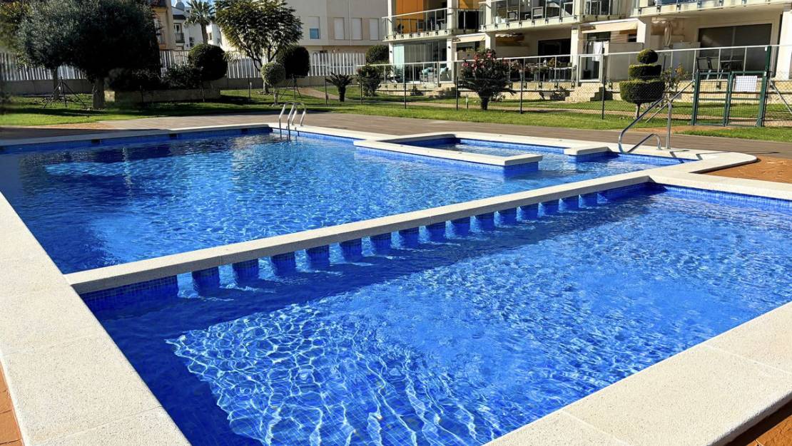 Sale - Apartment - Orihuela - Villamartin