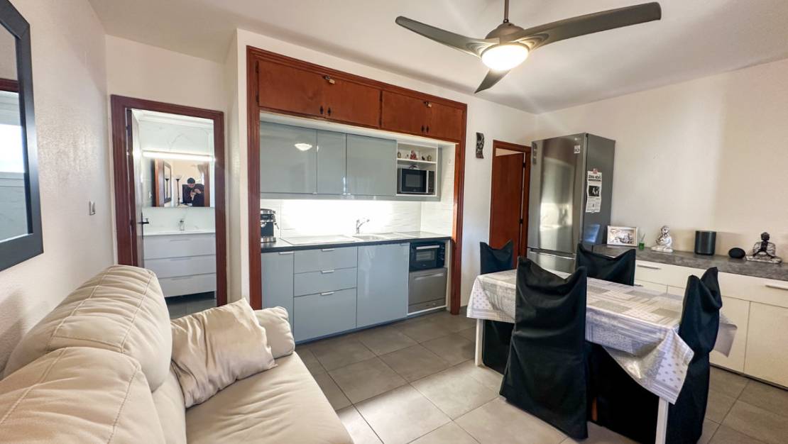 Sale - Apartment - Orihuela - Villamartin