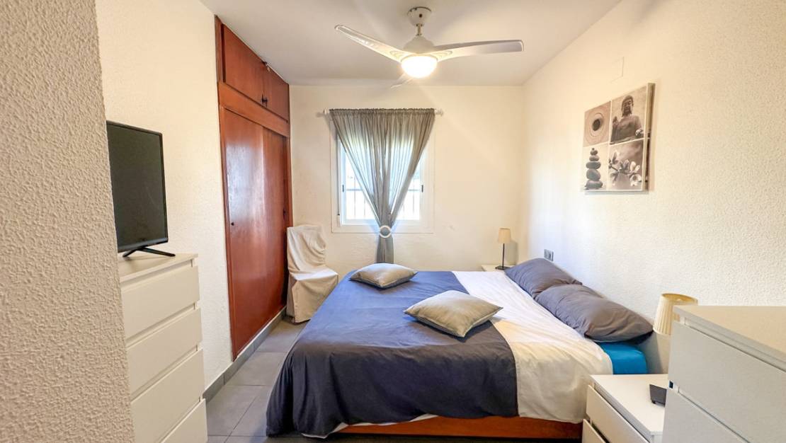 Sale - Apartment - Orihuela - Villamartin