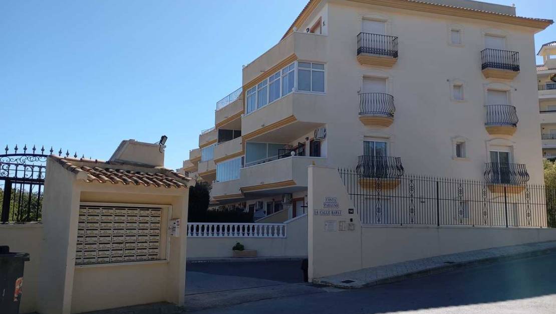 Sale - Apartment - Orihuela - Villamartin
