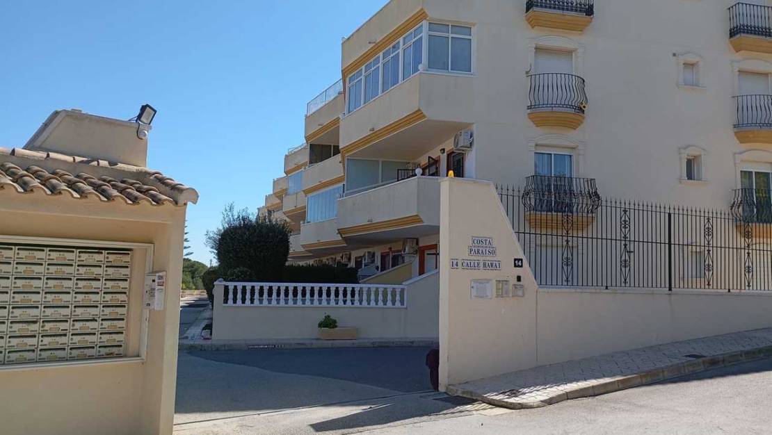 Sale - Apartment - Orihuela - Villamartin