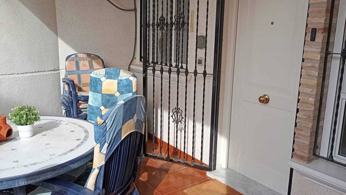 Sale - Apartment - Orihuela - Villamartin