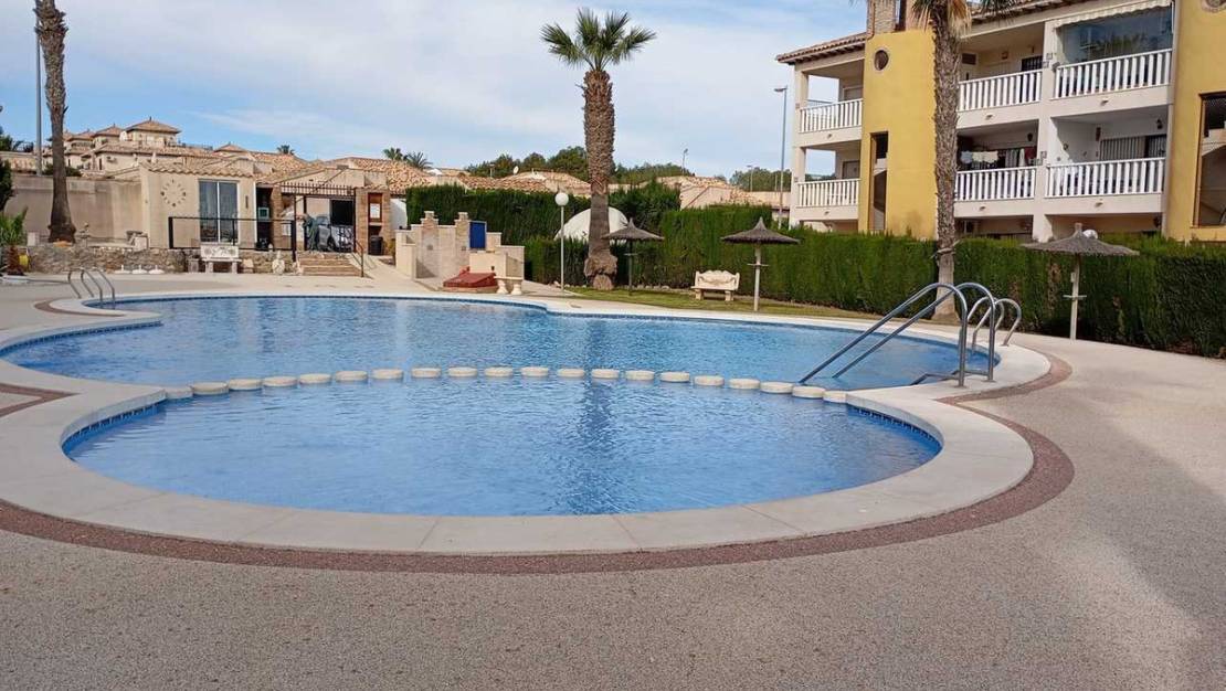 Sale - Apartment - Orihuela - Villamartin