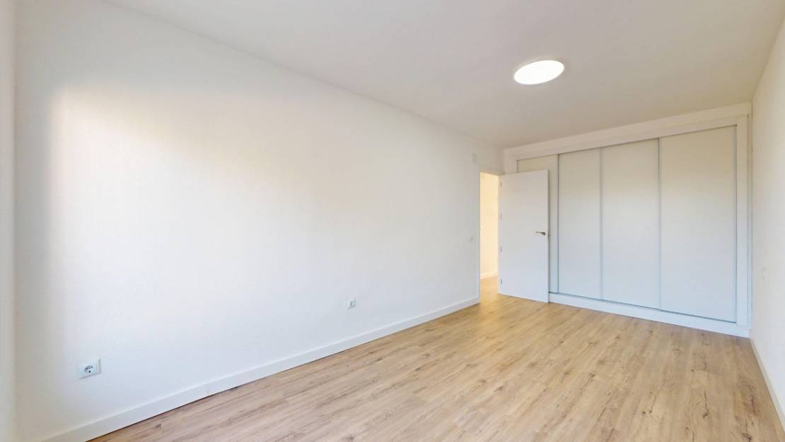 Sale - Apartment - Orihuela - Villamartin