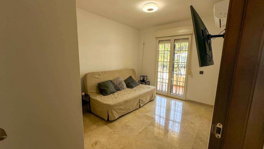 Sale - Apartment - Orihuela - Villamartin