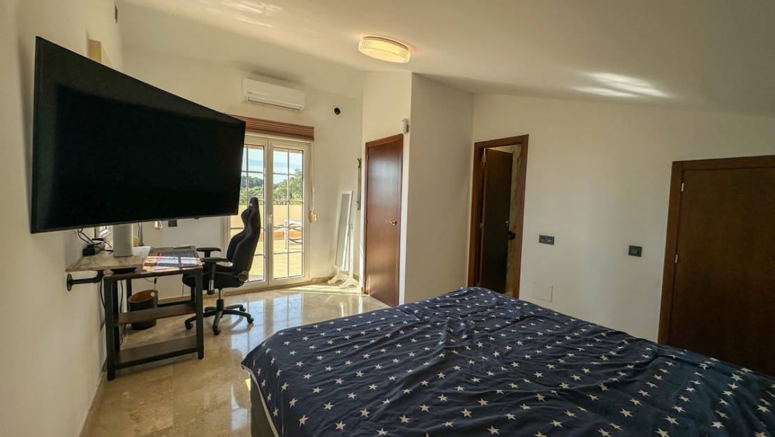 Sale - Apartment - Orihuela - Villamartin