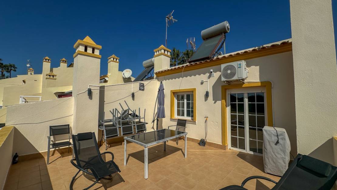 Sale - Apartment - Orihuela - Villamartin