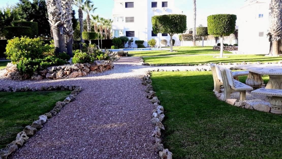 Sale - Apartment - Orihuela - Villamartin