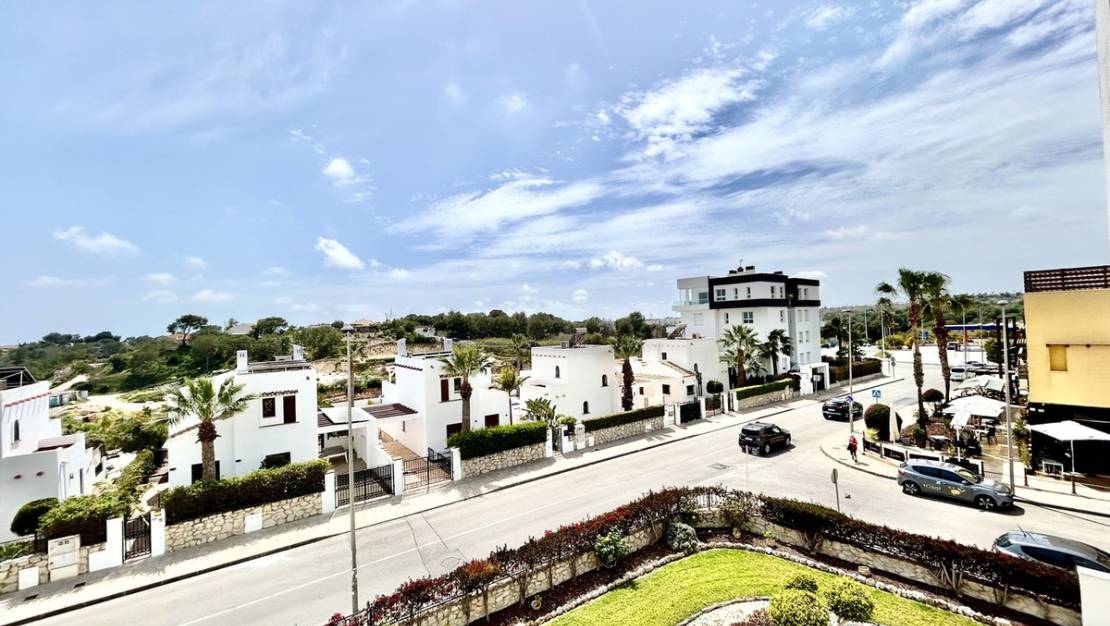 Sale - Apartment - Orihuela - Villamartin