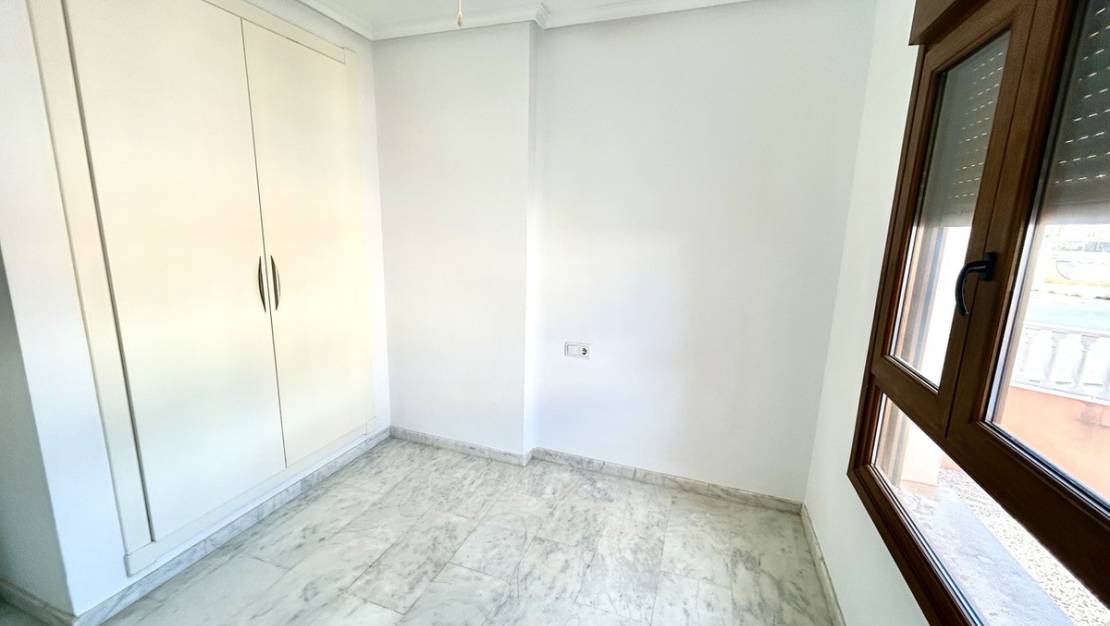 Sale - Apartment - Orihuela - Villamartin