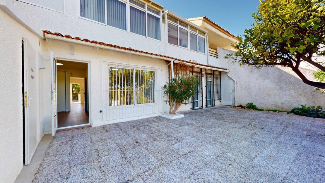 Sale - Apartment - Orihuela - Villamartin