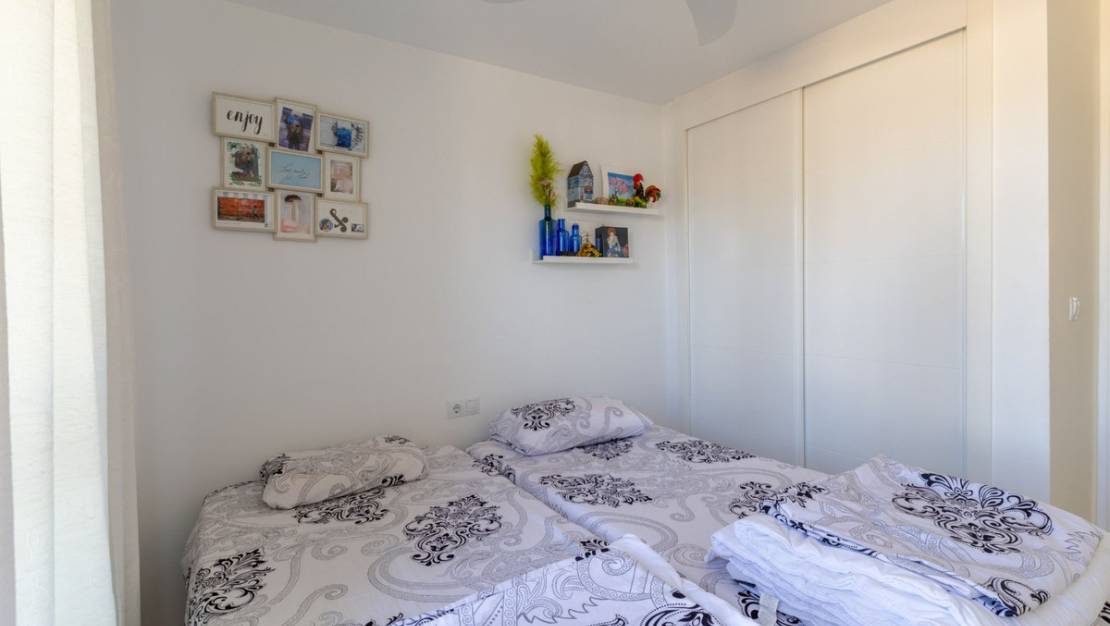 Sale - Apartment - Orihuela - Villamartin