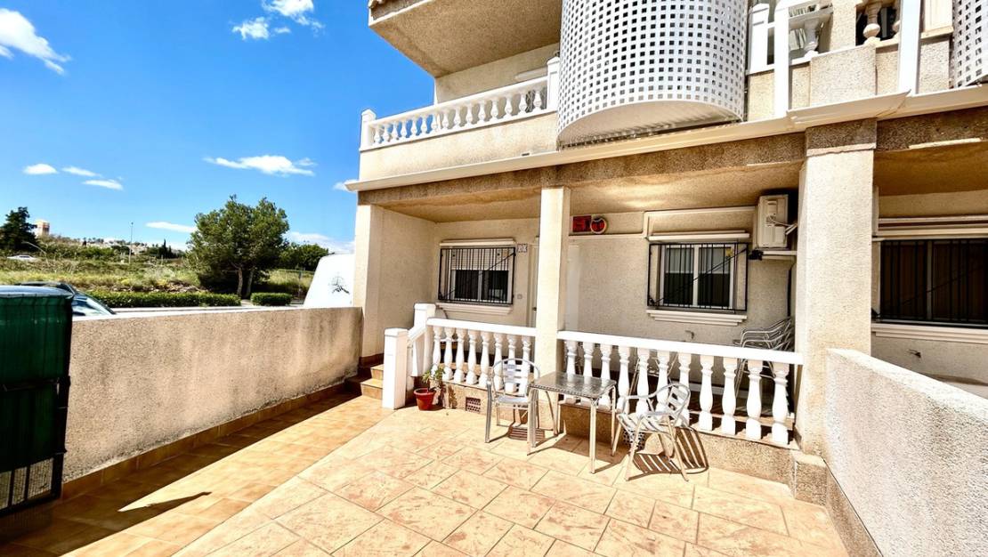 Sale - Apartment - Orihuela - Villamartin