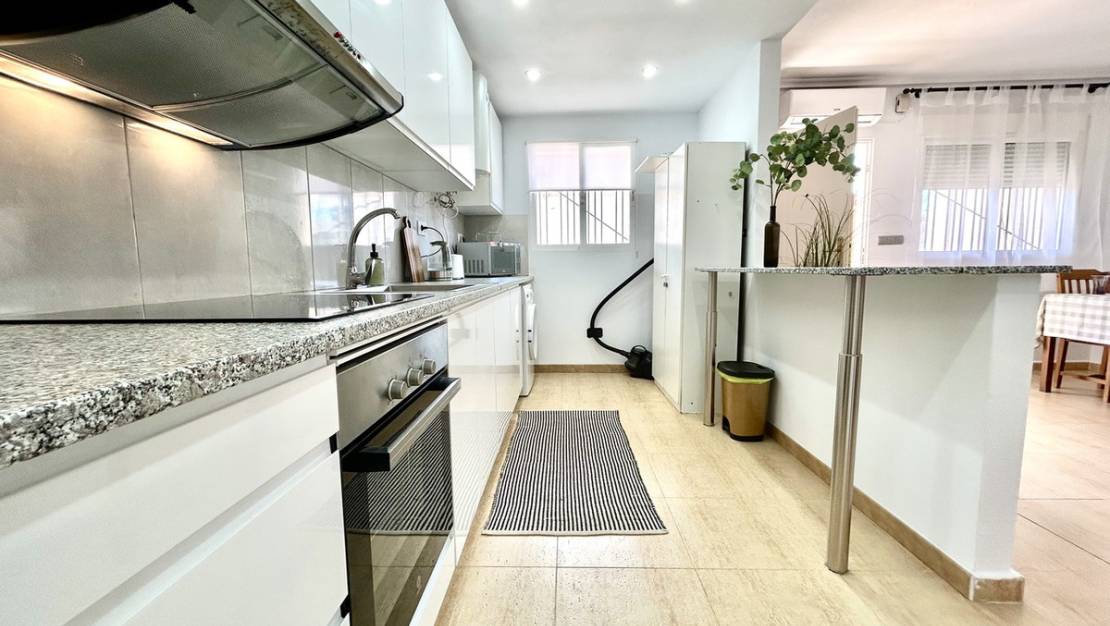Sale - Apartment - Orihuela - Villamartin