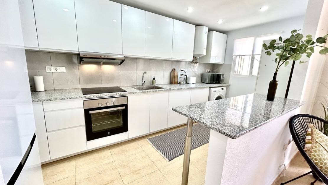 Sale - Apartment - Orihuela - Villamartin