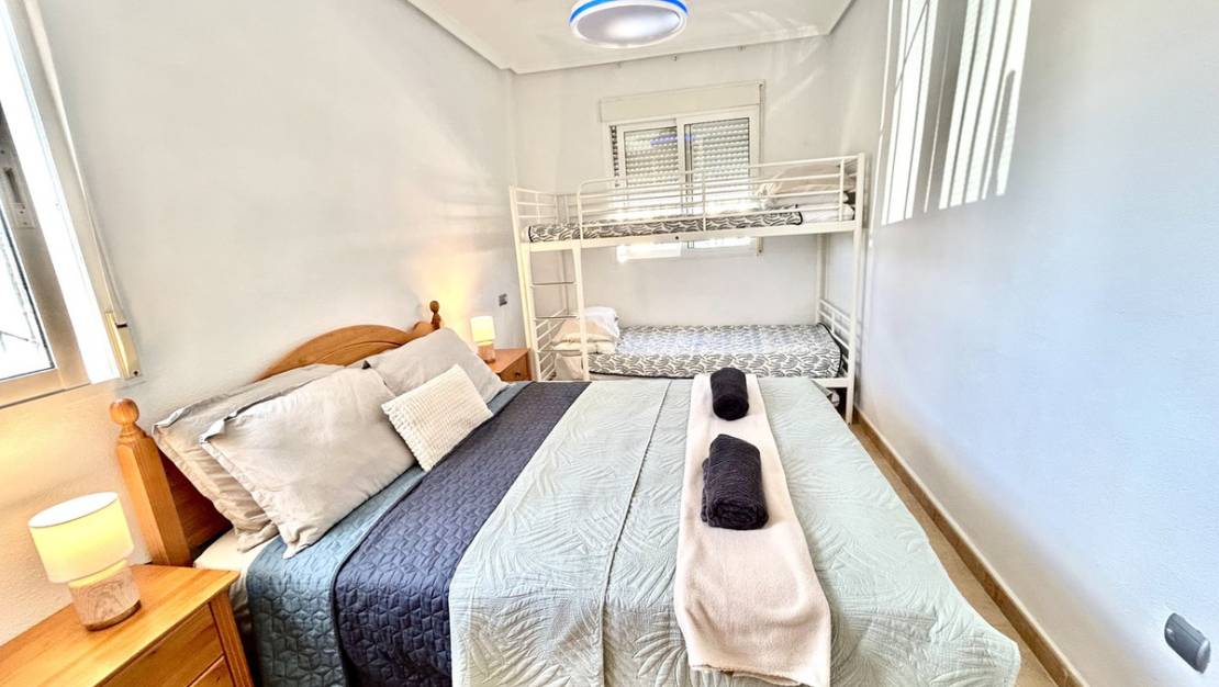 Sale - Apartment - Orihuela - Villamartin