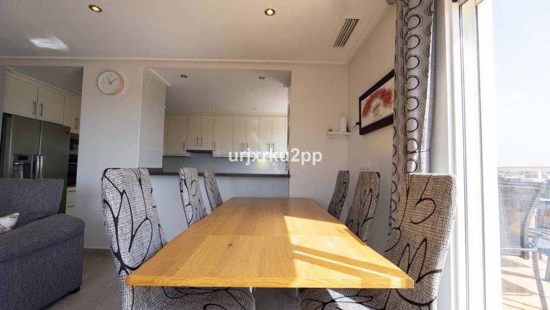 Sale - Apartment - Orihuela - Villamartin