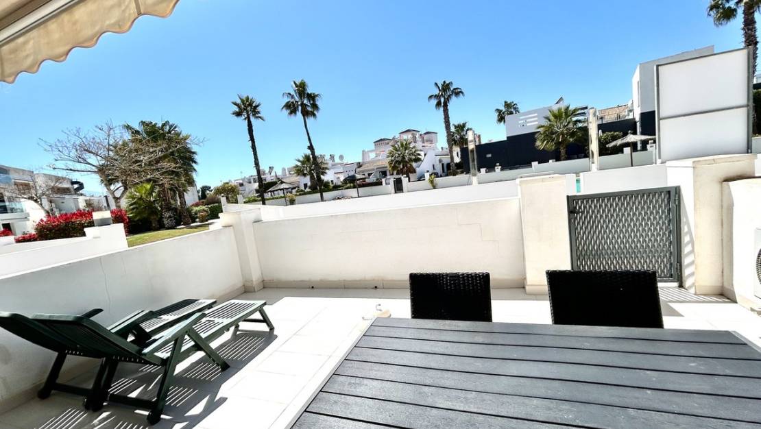 Sale - Apartment - Orihuela - Villamartin
