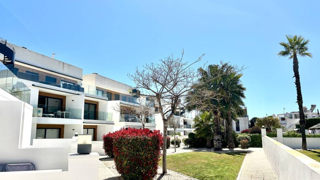 Sale - Apartment - Orihuela - Villamartin
