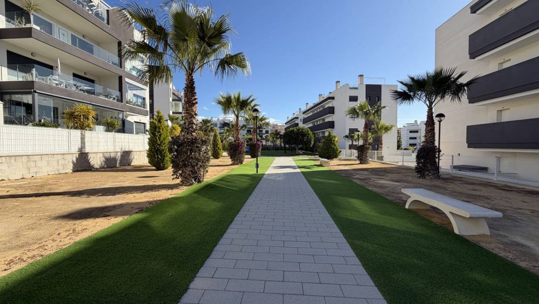 Sale - Apartment - Orihuela - Villamartin