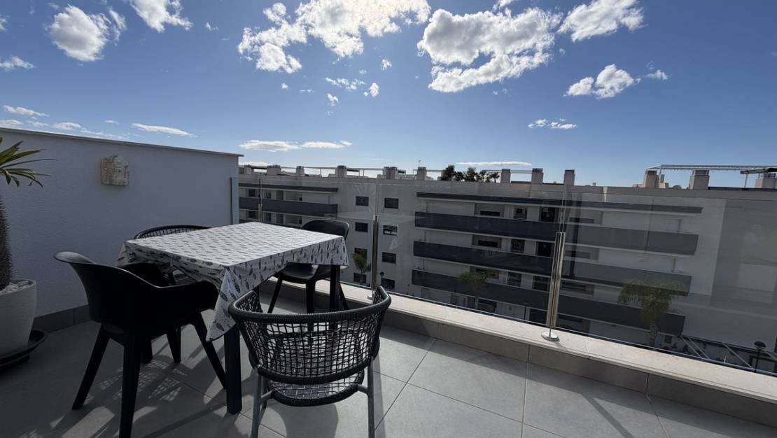 Sale - Apartment - Orihuela - Villamartin