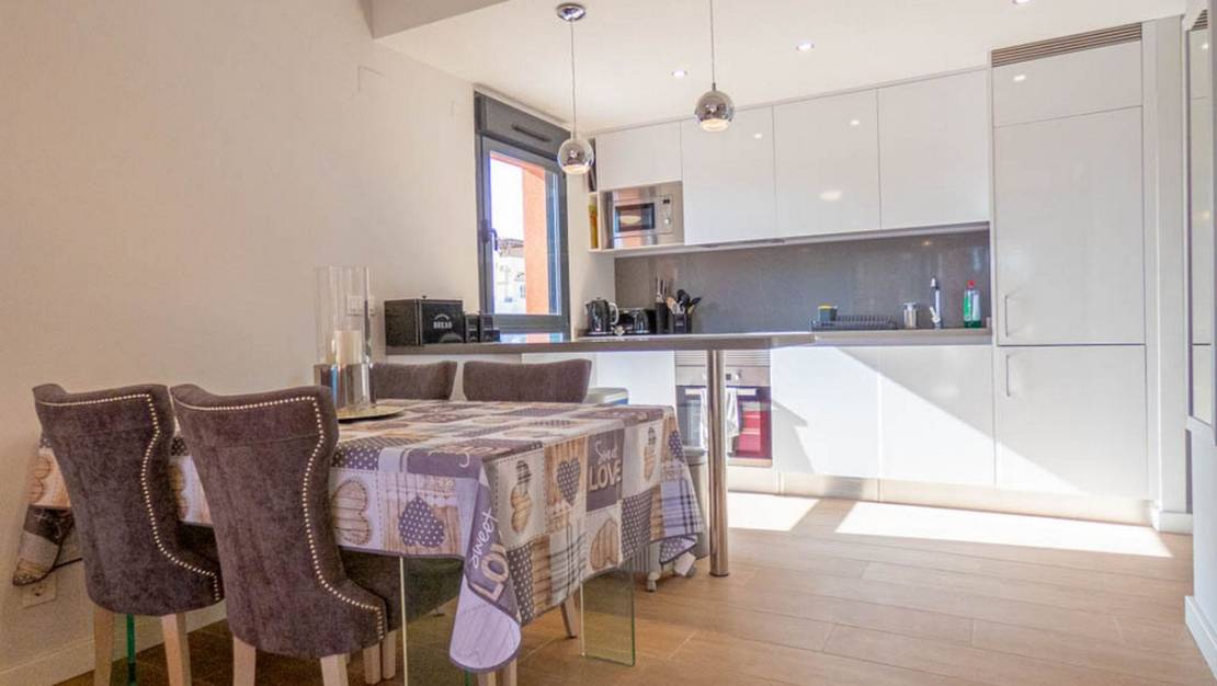 Sale - Apartment - Orihuela - Villamartin