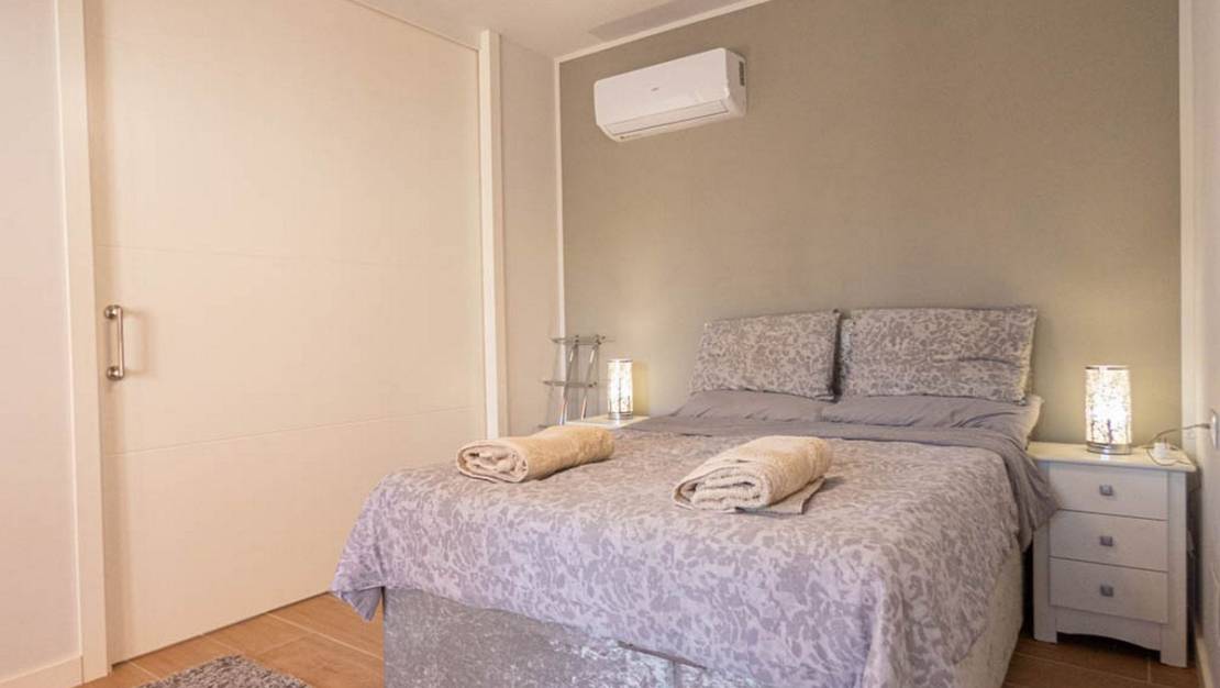 Sale - Apartment - Orihuela - Villamartin
