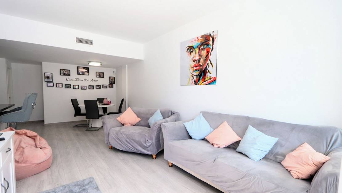 Sale - Apartment - Orihuela - Villamartin
