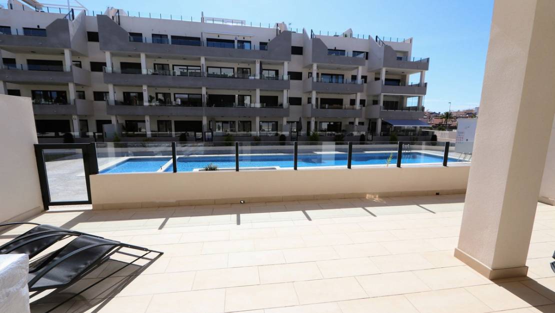 Sale - Apartment - Orihuela - Villamartin