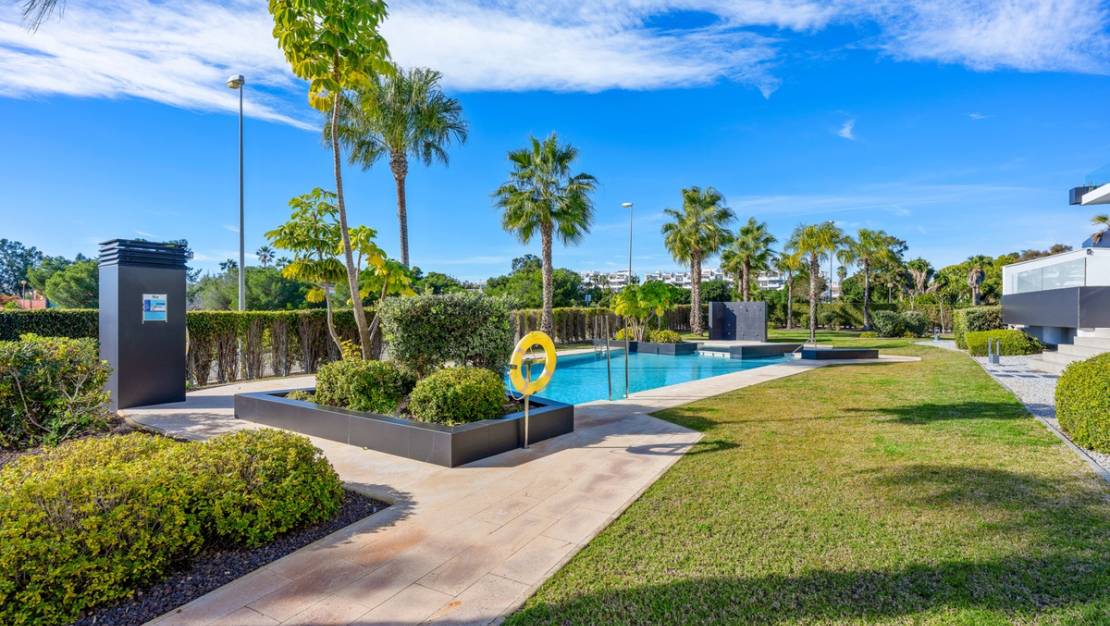 Sale - Apartment - Orihuela - Villamartin