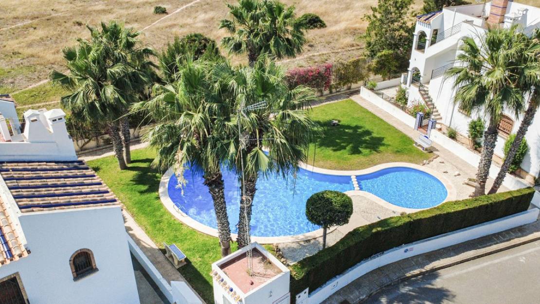 Sale - Apartment - Orihuela - Villamartin