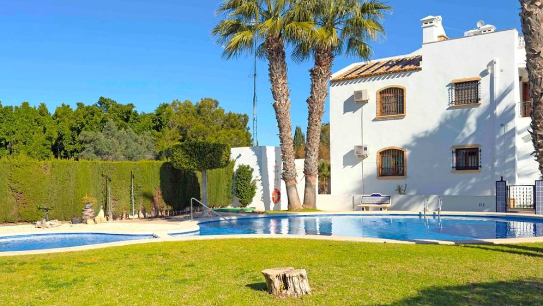 Sale - Apartment - Orihuela - Villamartin
