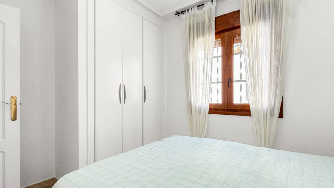 Sale - Apartment - Orihuela - Villamartin