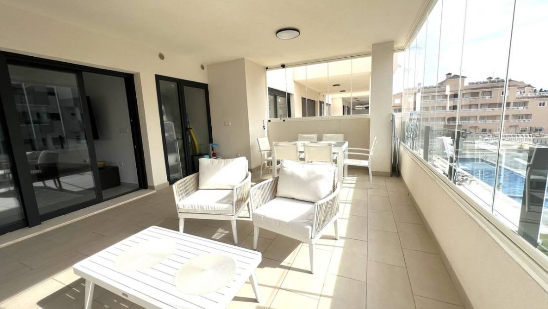 Sale - Apartment - Orihuela - Villamartin