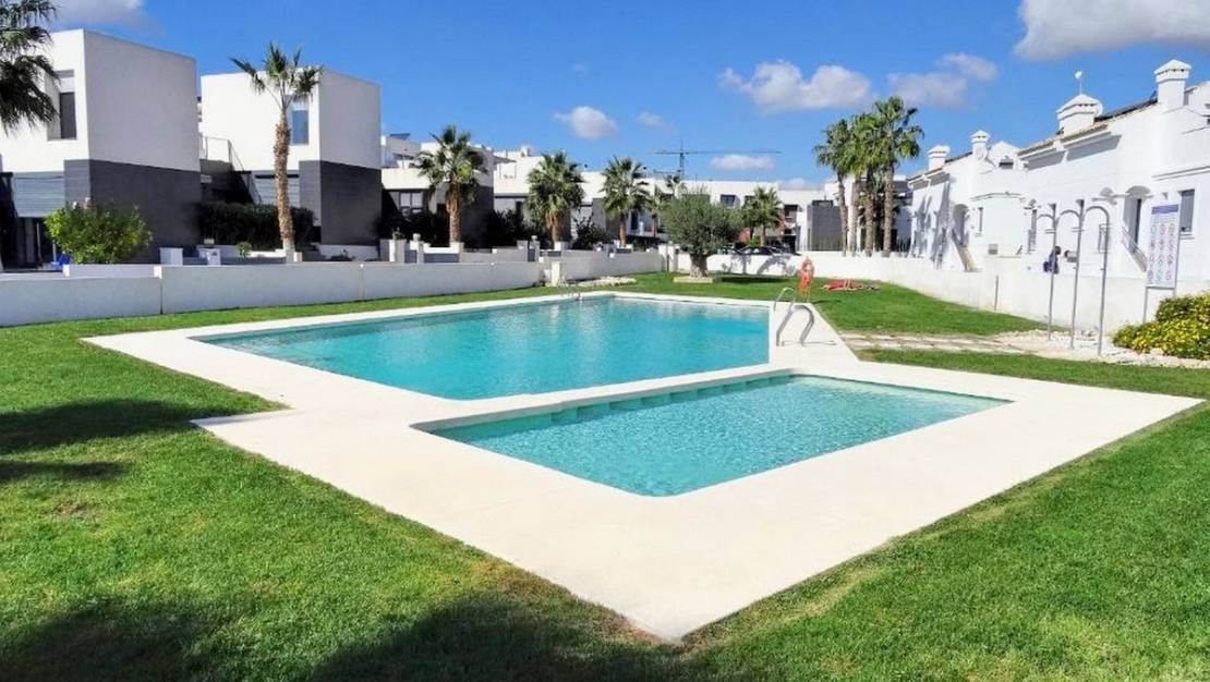 Sale - Apartment - Orihuela - Villamartin