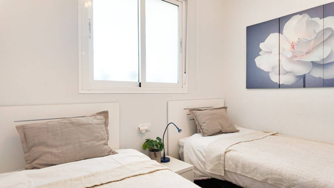 Sale - Apartment - Orihuela - Villamartin