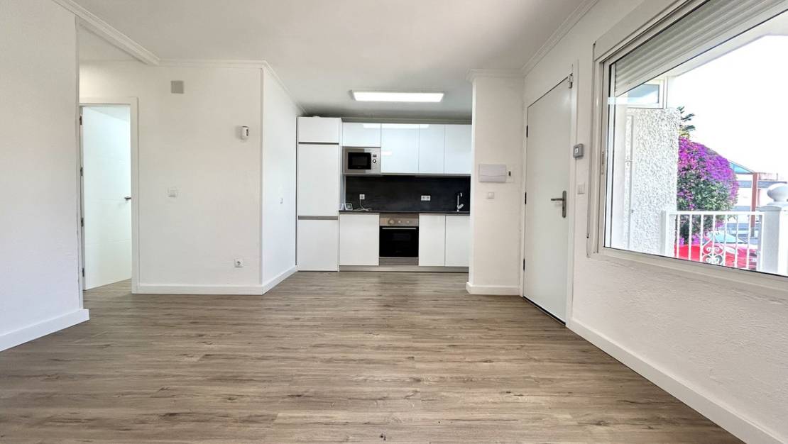 Sale - Apartment - Orihuela - Villamartin